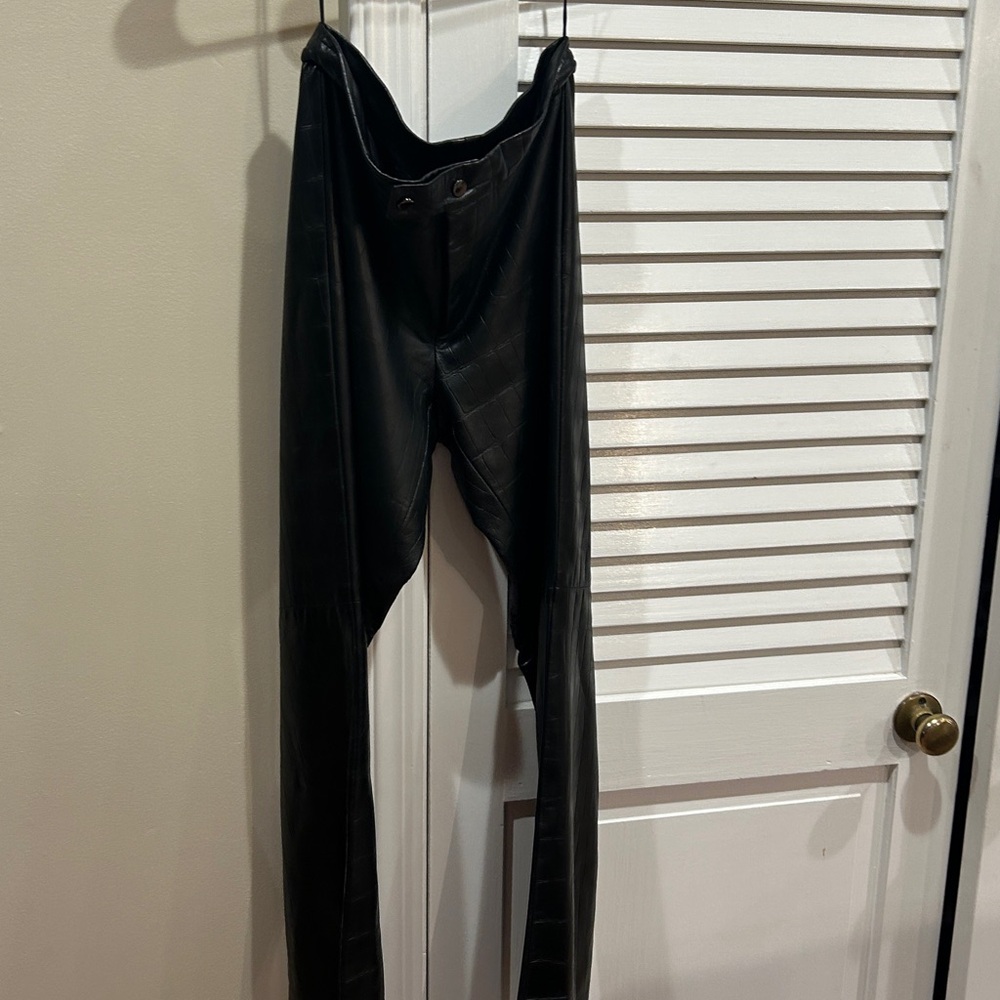Leather Ralph Lauren Black Straight Leg Pants croc embossed design